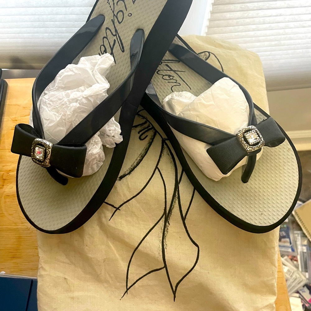 Size 8 Brighton Bowie Wedge Flip Flop